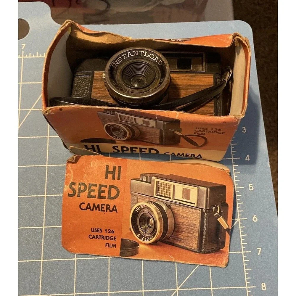Vintage Hi Speed Camera With Box Insta Load 126 Cartridge Film Untested